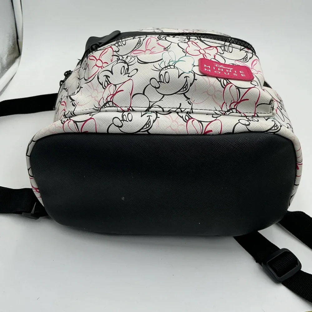 Disney Bioworld Minnie Mouse Mini Backpack White Sketch Print Faux Leather Bag
